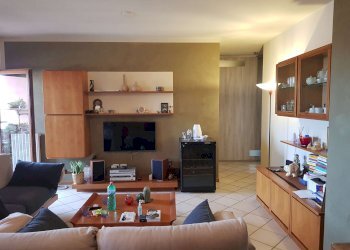 zona giorno - Trilocale via Vittoria, Salvirola - foto 9