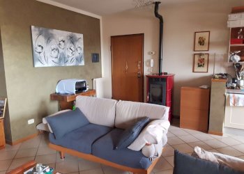 zona giorno - Trilocale via Vittoria, Salvirola - foto 17