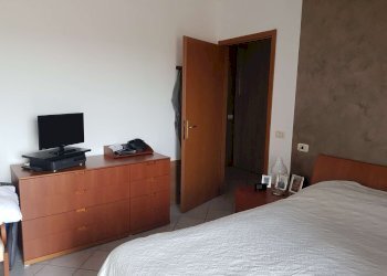 camera matrimoniale - Trilocale via Vittoria, Salvirola - foto 25