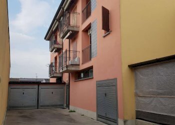 esterno - Trilocale via Vittoria, Salvirola - foto 42