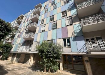 Facciata - Apartment via Cardinale Marcello Mimmi, 15, Bari - photo 2