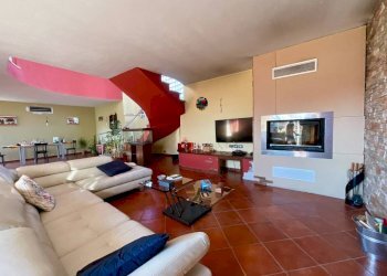 Salone - Villa via Castelletto, 23, frazione Castelletto di Busca, Busca - foto 7