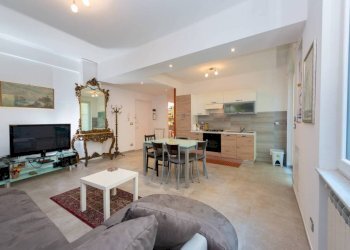 Salone - Trilocale viale alla Pineta, 6, Genova (zona Pegli) - foto 10