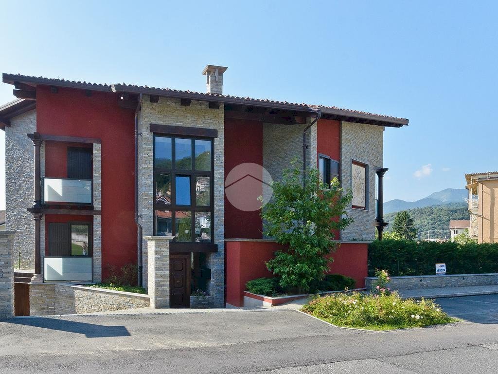 Four-room apartment Via selvaggio, Coazze - photo 1