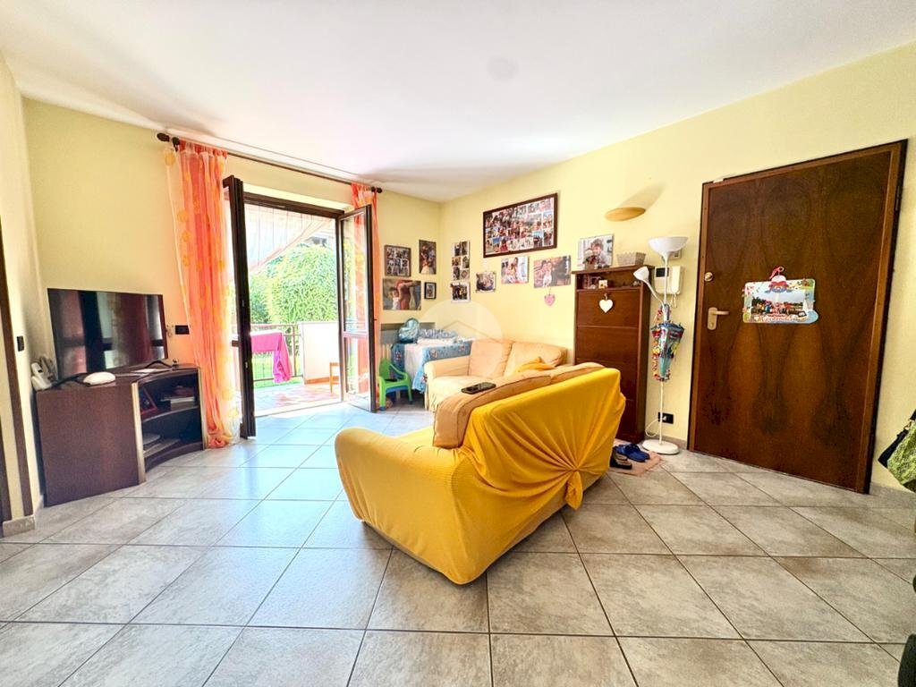Four-room apartment Via della Torre, Buttigliera Alta - photo 1