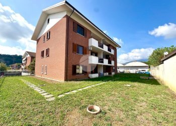 Four-room apartment Via della Torre, Buttigliera Alta - photo 2