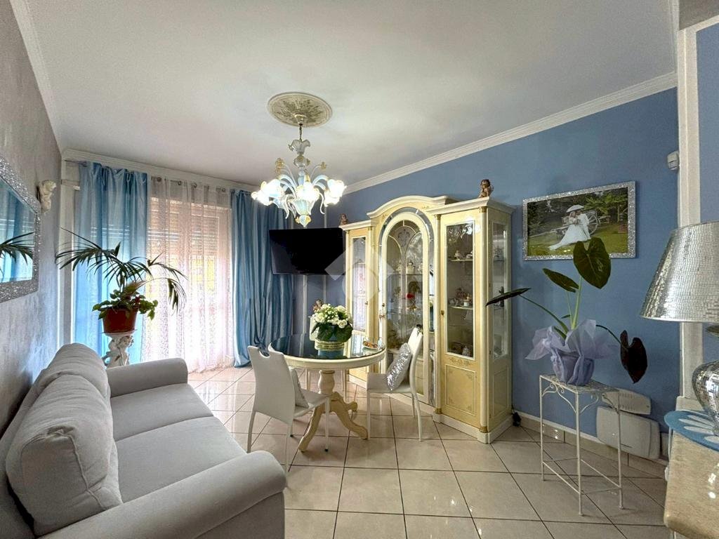 Four-room apartment Via paolo borsellino, Front - photo 2