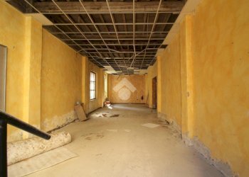 Stable - Palace Via Emilia Est, Parma (neighborhood San Lazzaro) - photo 11