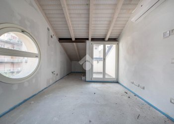 Three-room apartment Via Emilia Est, Parma (neighborhood San Lazzaro) - photo 10