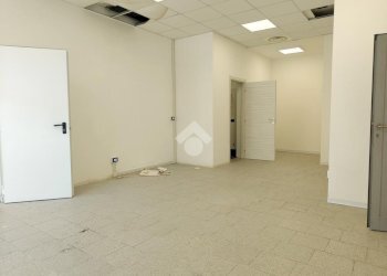 Negozio via Lago di Como, Ravenna (zona Teodorico) - foto 25