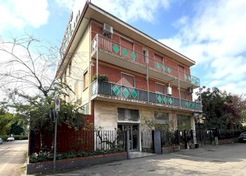 Two-room apartment Via Giuseppe Verdi, Senago - photo 1