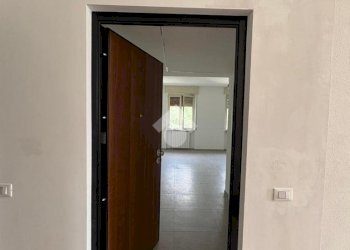 Two-room apartment Via Giuseppe Verdi, Senago - photo 7