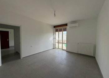 Two-room apartment Via Giuseppe Verdi, Senago - photo 14