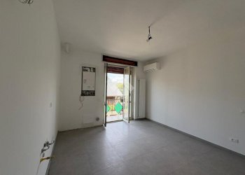 Two-room apartment Via Giuseppe Verdi, Senago - photo 15