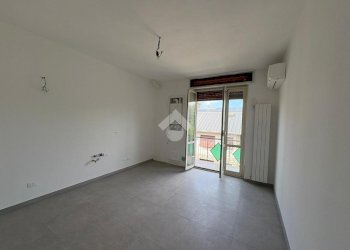 Two-room apartment Via Giuseppe Verdi, Senago - photo 19