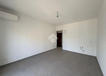 Two-room apartment Via Giuseppe Verdi, Senago - photo 12