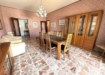 Foto 3 - Trilocale VIA MONTORSOLI
 
23, Siracusa - foto 3