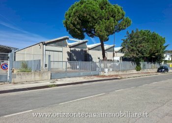 Foto 1 - Capannone Ascoli Piceno - foto 1