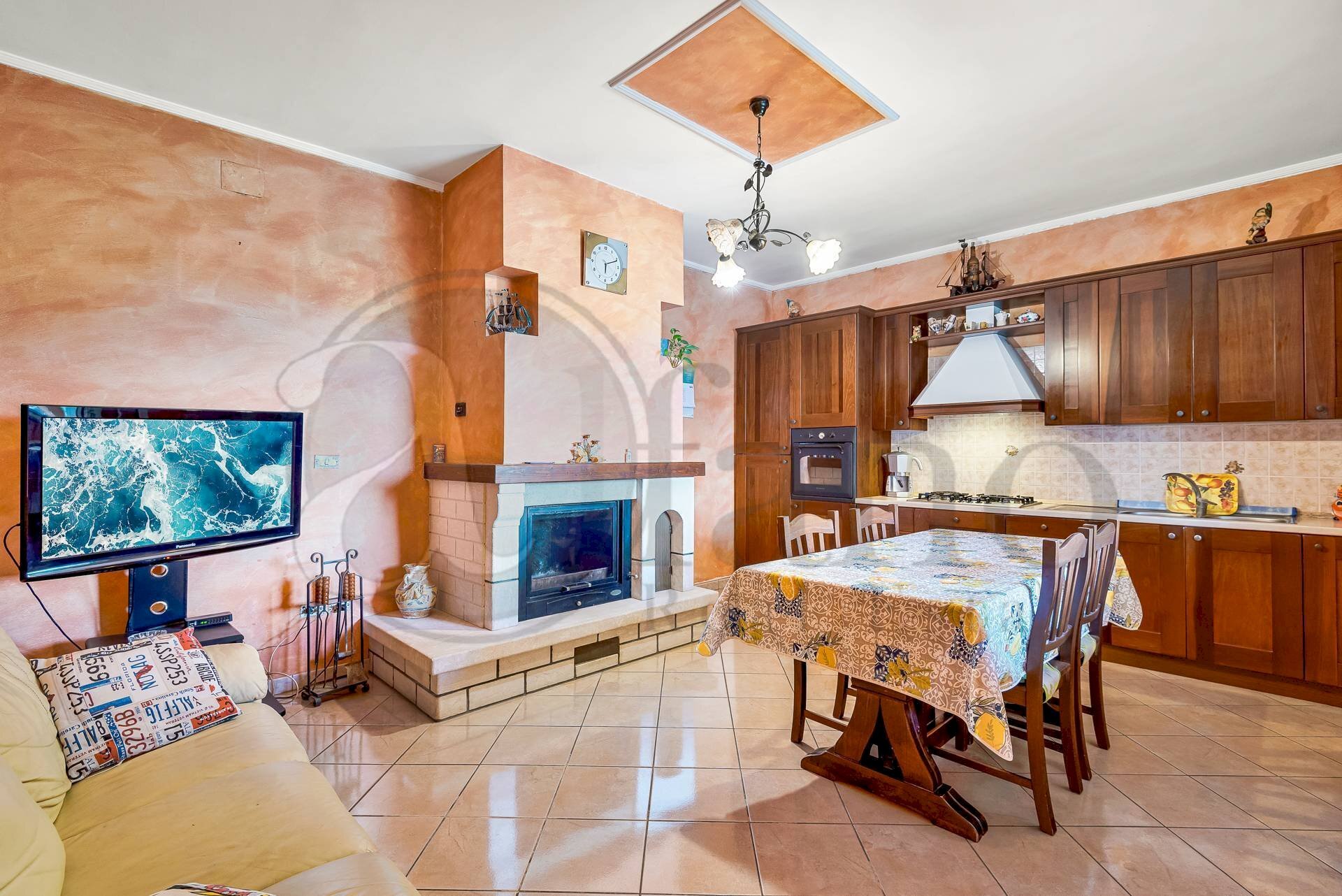 Foto 2 - Casa indipendente Via Colle Frattuccio
 
18, Ceprano - foto 2