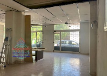 Foto 9 - Negozio VIA CAPPUCCINI
 
46/A/B/C, Finale Emilia - foto 9