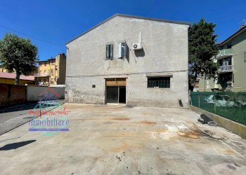 Foto 7 - Magazzino VIA CAPPUCCINI
46/A/B/C, Finale Emilia - foto 7