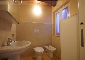 bagno padronale - Bilocale Via Modigliani
 
14, Castelnuovo del Garda - foto 11