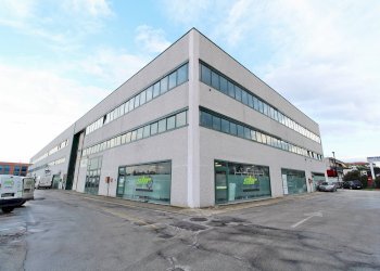 Foto 1 - Capannone via del lavoro, San Benedetto del Tronto - foto 1