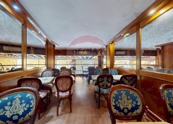 Sala da pranzo - Attività Commerciale Viale Sabotino
 
13, Milano - foto 33