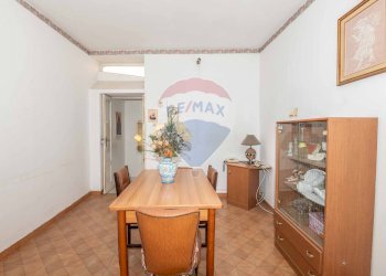 Sala da pranzo - Casa indipendente Via Barletta
 
38-40, Caltagirone - foto 14