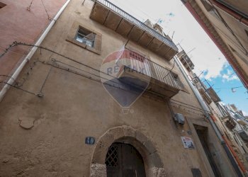 Edificio all\'aperto - Casa indipendente Via Barletta
 
38-40, Caltagirone - foto 26