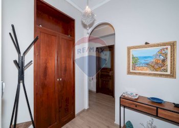 Hall / corridoio - Appartamento Via Carnazza
 
17, Tremestieri Etneo - foto 5