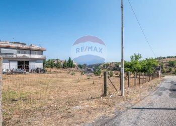 Vista delle montagne - Terreno edificabile Via Veronese
s.n., Grammichele - foto 3