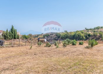 Vista delle montagne - Terreno edificabile Via Veronese
s.n., Grammichele - foto 7