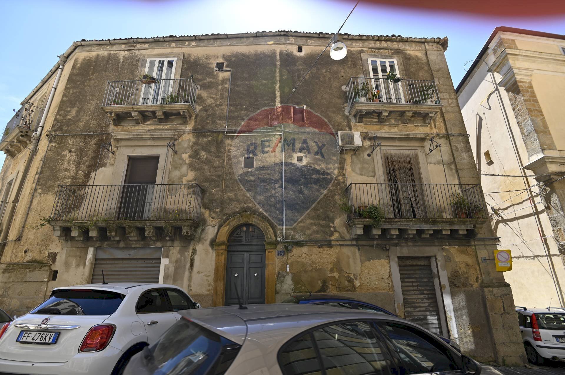Edificio all\'aperto - Semi-detached house Via Infermeria
 
54, Caltagirone - photo 3