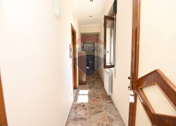 Hall / corridoio - Casa semi indipendente Via Infermeria
 
54, Caltagirone - foto 27