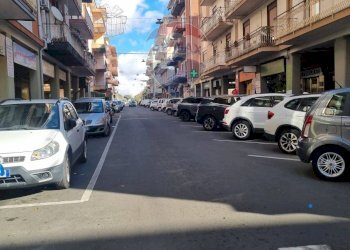 Edificio all\'aperto - Locale Commerciale corso san vito
 
snc, Mascalucia - foto 4