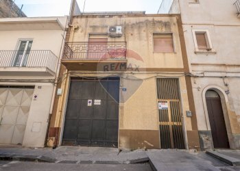 Edificio all\'aperto - Bilocale Via Escuriales
 
67, Caltagirone - foto 2