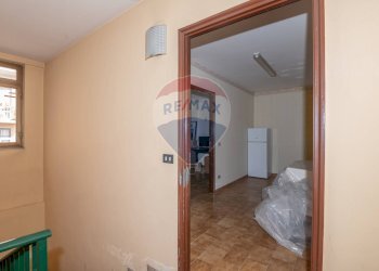 Hall / corridoio - Bilocale Via Escuriales
 
67, Caltagirone - foto 15