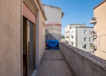 Balcone - Bilocale Via Escuriales
 
67, Caltagirone - foto 16