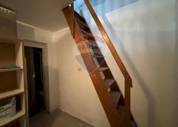 Scale - Quadrilocale Via Caduti Del Lavoro
 
138, Catania - foto 8