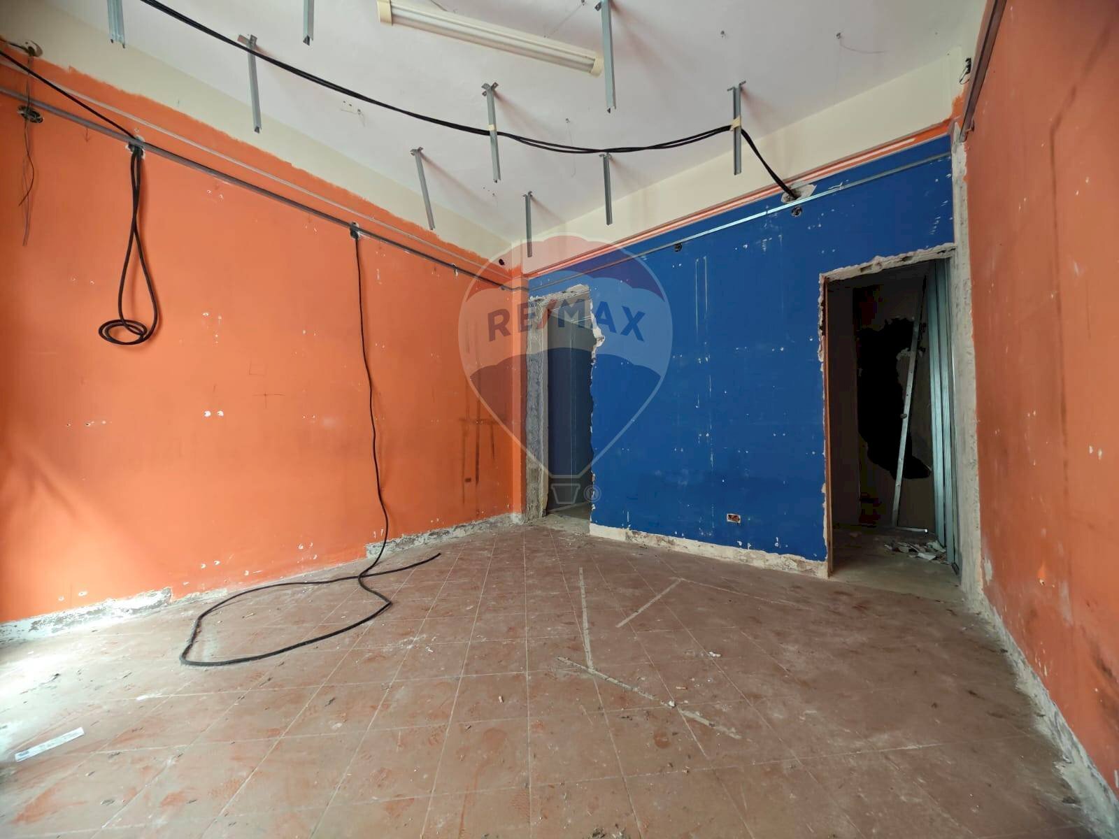 Stanza vuota - Commercial Premises via Simeto
16, Siracusa - photo 3