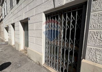 Edificio all\'aperto - Box via Vecellio
 
14, Trieste - foto 3