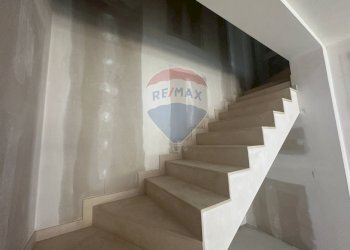 Scale - Quadrilocale Azzano San Paolo - foto 8