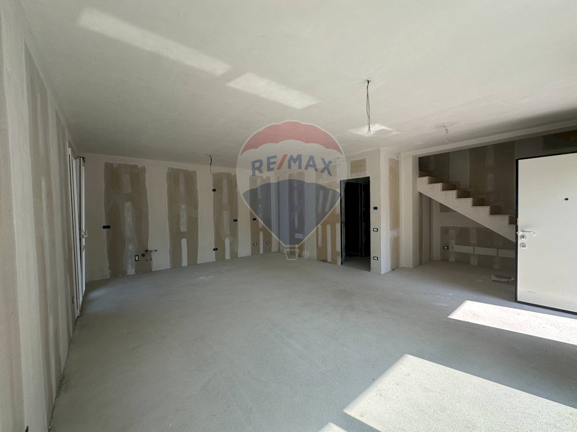 Stanza vuota - Apartment Azzano San Paolo - photo 3