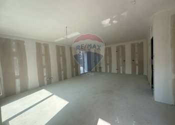 Stanza vuota - Quadrilocale Azzano San Paolo - foto 5