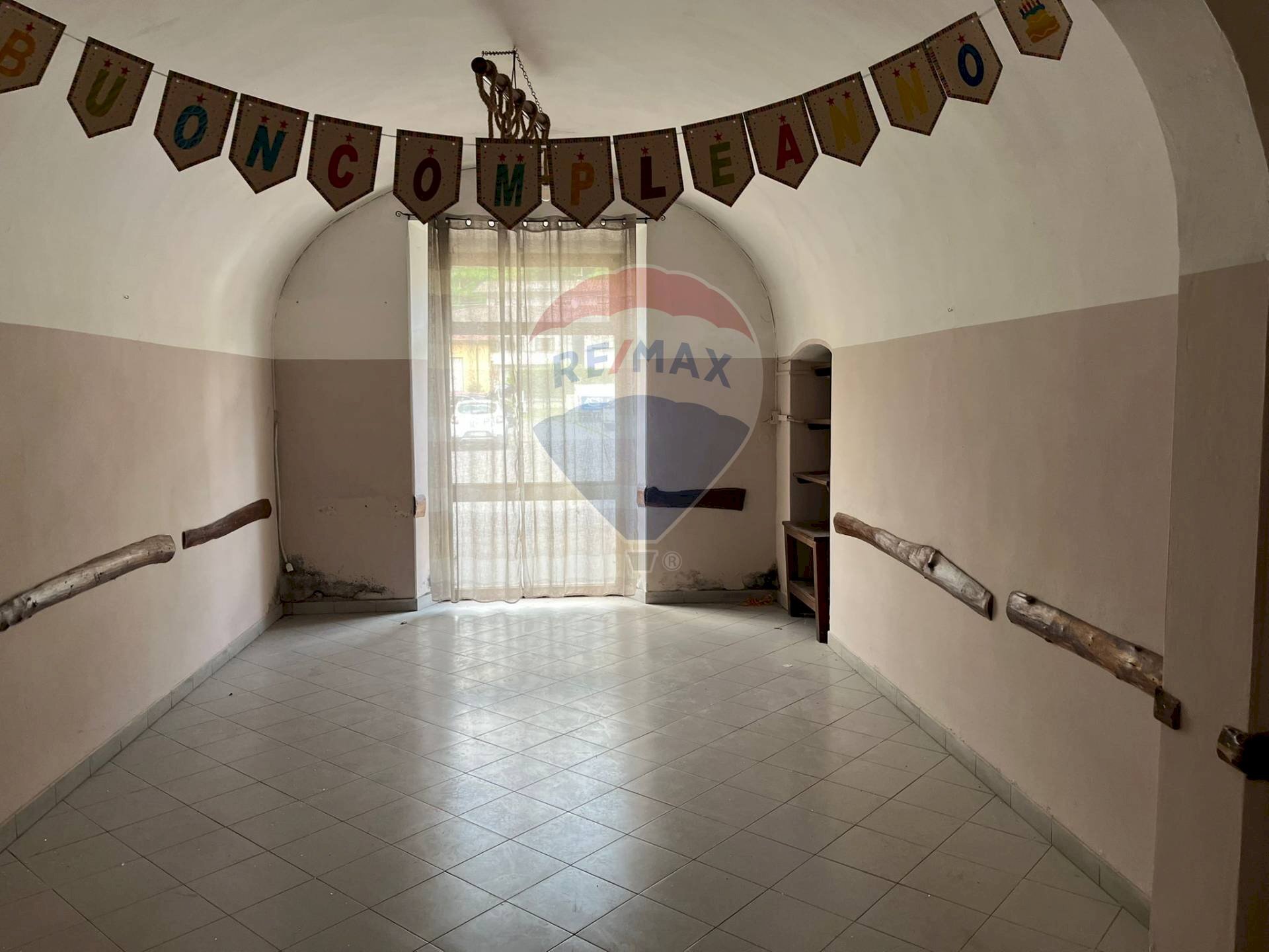 Stanza vuota - Attività Commerciale Barga - foto 2