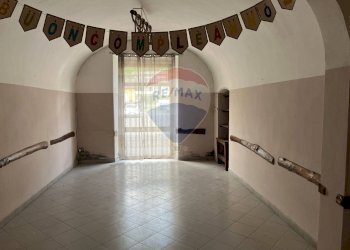 Stanza vuota - Attività Commerciale Barga - foto 2