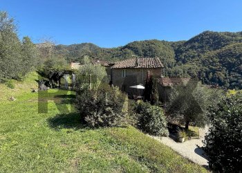 Vista delle montagne - Rustico loc. Fronzola
 
3, Bagni di Lucca - foto 85