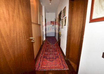 Hall / corridoio - Appartamento Bagni di Lucca - foto 11