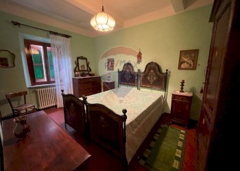 Camera / camera da letto - Casa semi indipendente Strada dell'abetone e del brennero Località Ponte Coccia
 
4, Bagni di Lucca - foto 16